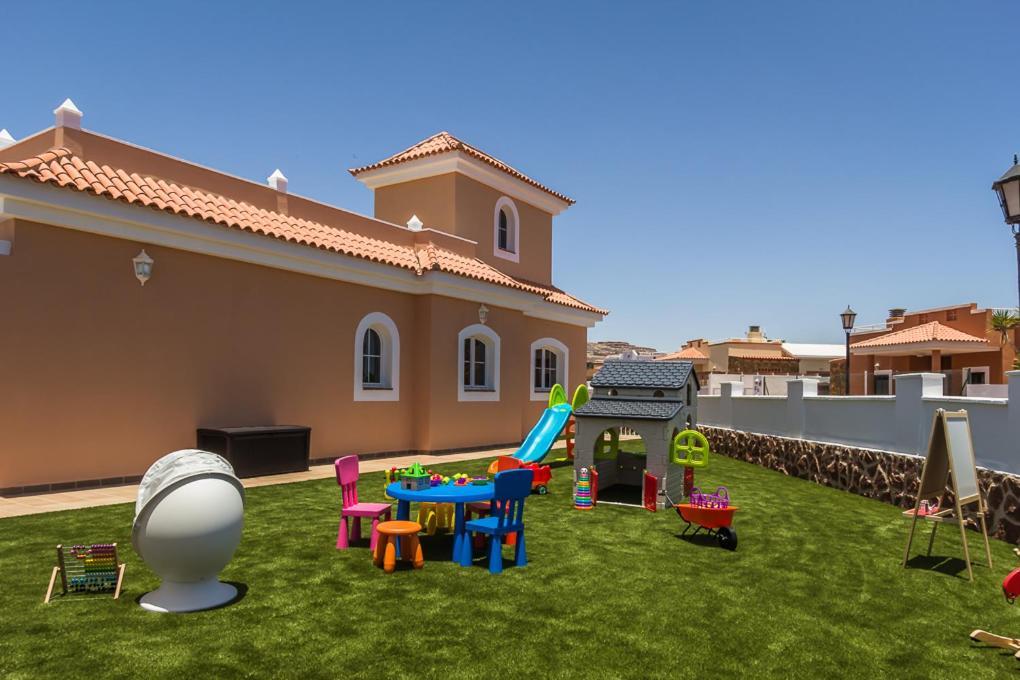 Perfect For Family Holidays With Private Pool, Near Beach And Golf- Villa Ashley Costa De Antigua Extérieur photo