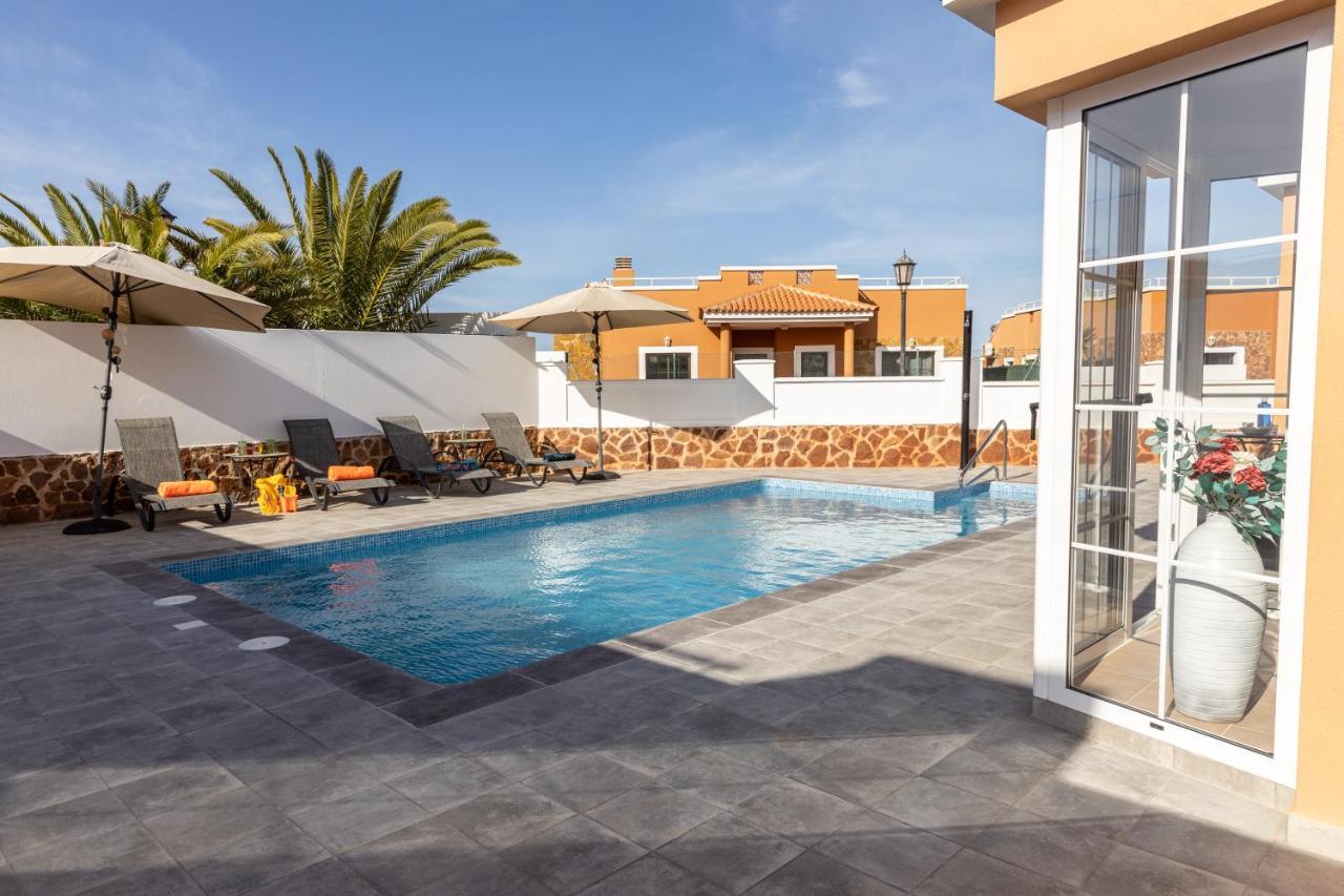 Perfect For Family Holidays With Private Pool, Near Beach And Golf- Villa Ashley Costa De Antigua Extérieur photo